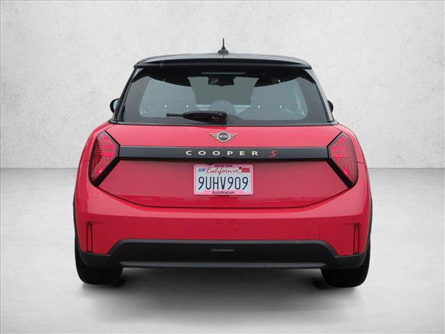 Certified 2025 MINI Cooper S image 7