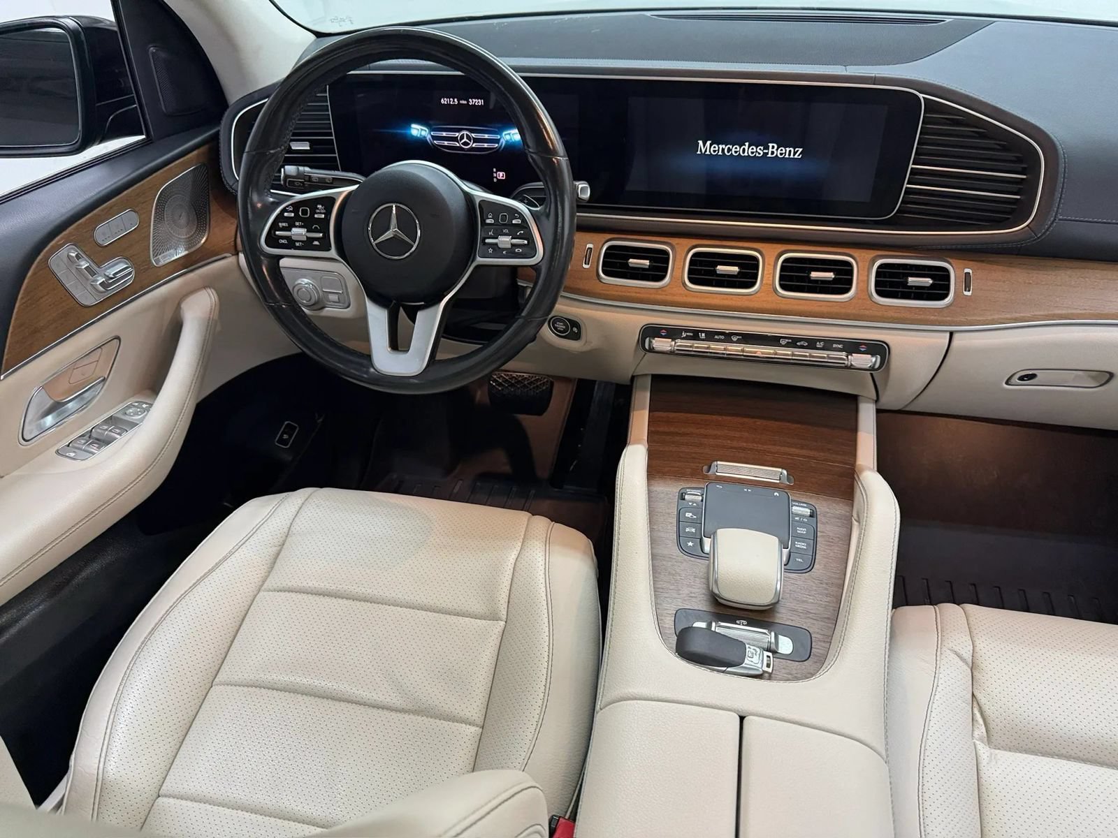 Used 2021 Mercedes-Benz GLS 450 4MATIC image 8