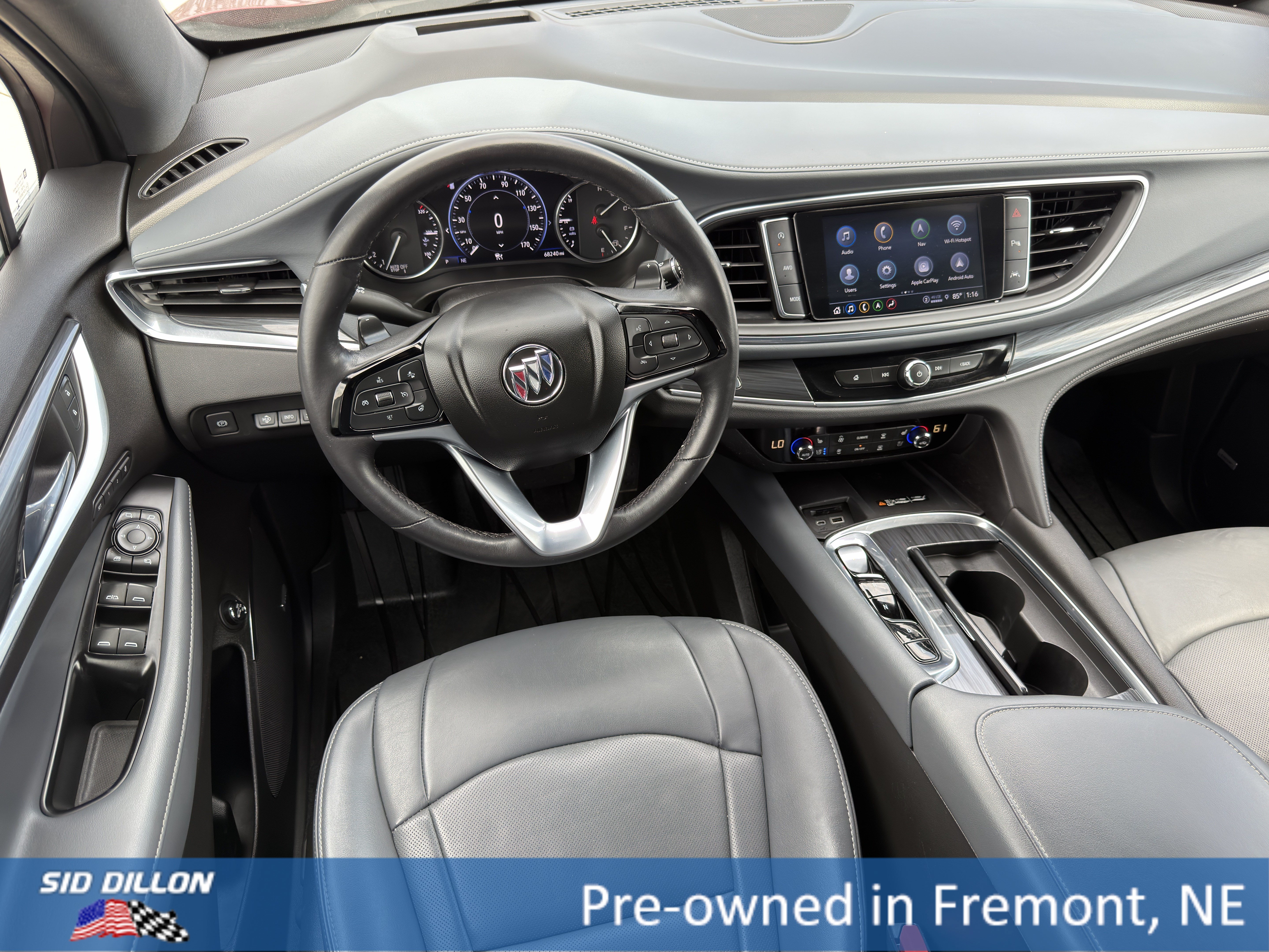 Used 2023 Buick Enclave Premium AWD/4WD image 9