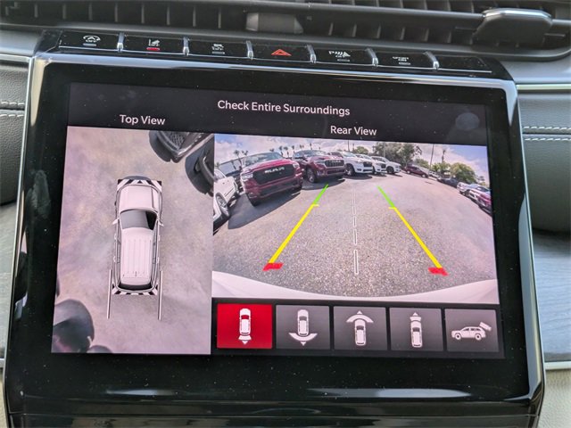 New 2025 Jeep Grand Cherokee Limited w/ Luxury Tech Group II image 23