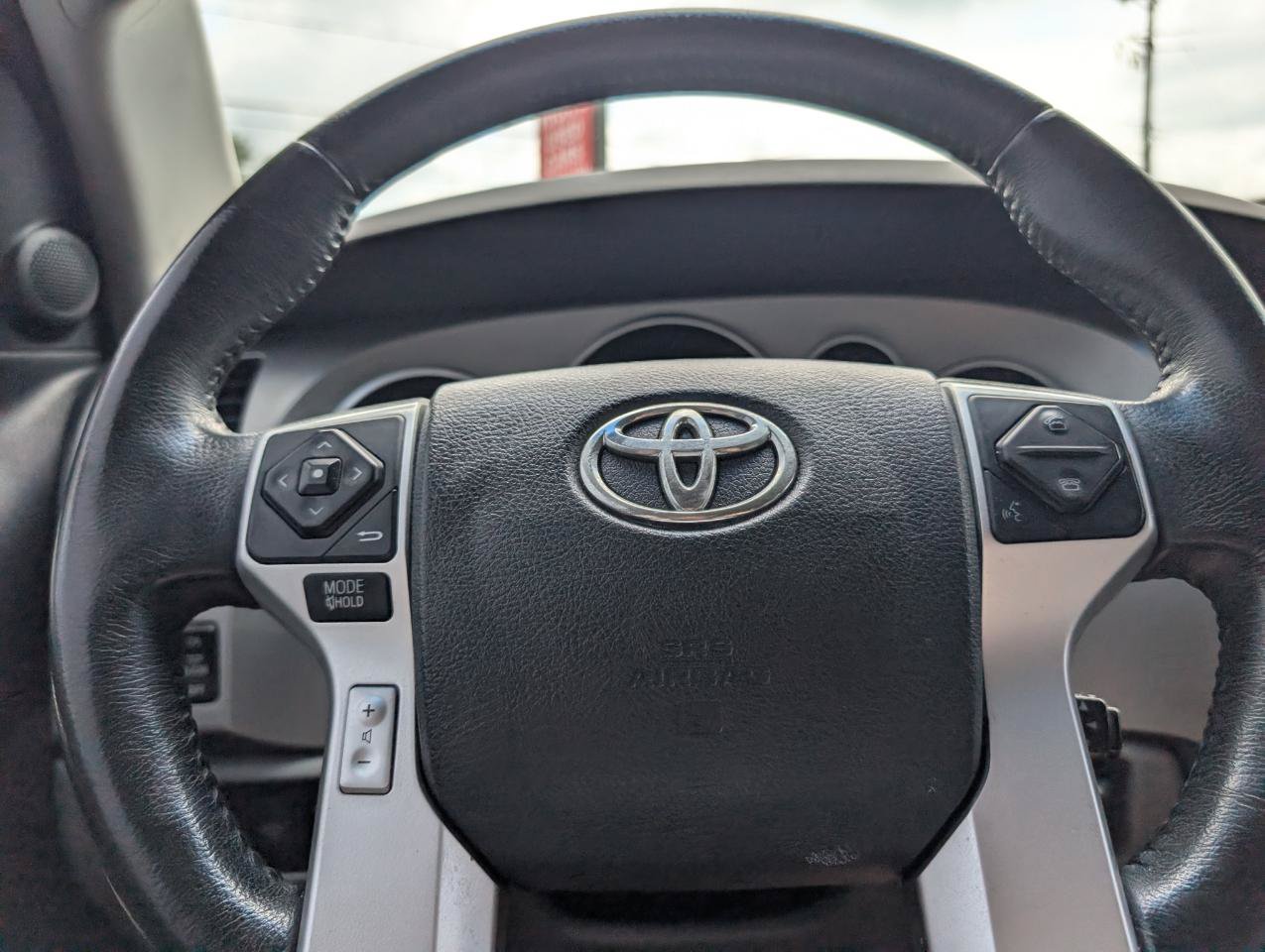 Used 2016 Toyota Sequoia Limited w/ Safety & Convenience Package AWD/4WD image 14