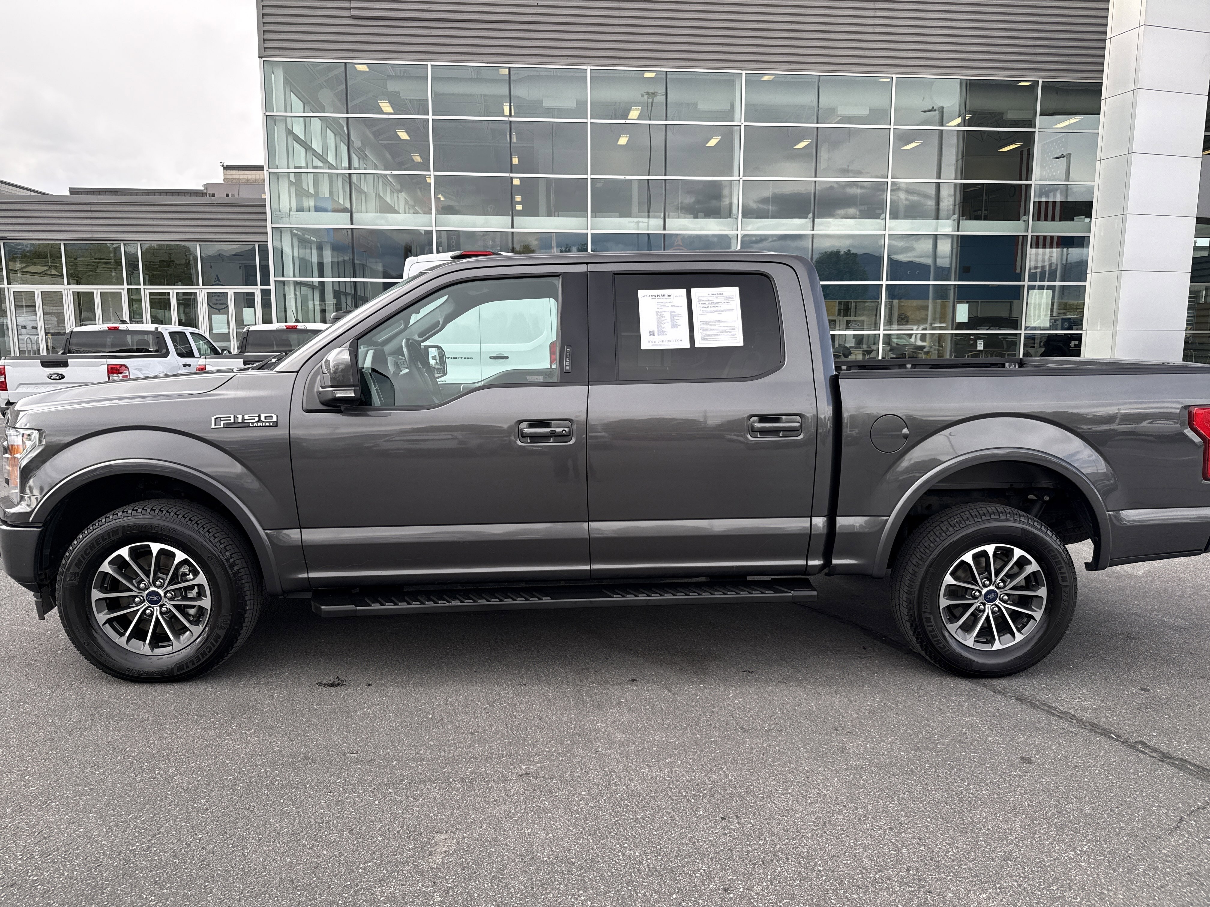Used 2018 Ford F150 Lariat image 2
