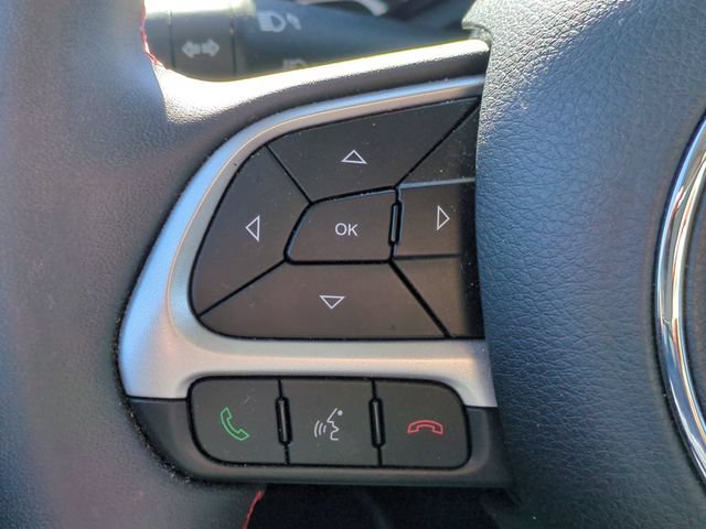 Used 2023 Jeep Renegade Trailhawk AWD/4WD image 16