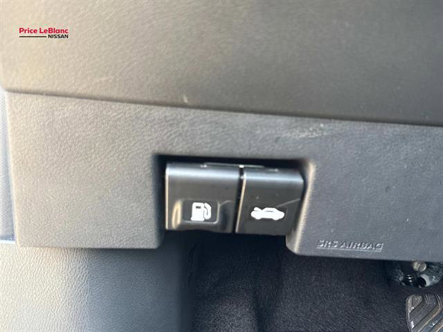 Used 2024 Nissan Kicks SV FWD image 20