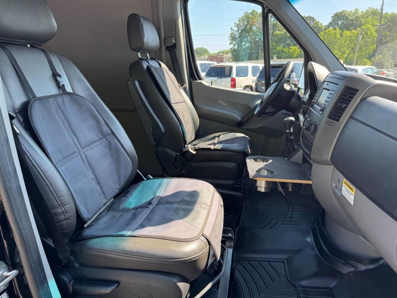 Used 2017 Mercedes-Benz Sprinter 3500 image 18