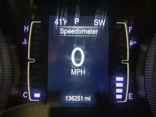 Used 2017 Jeep Cherokee Latitude w/ Cold Weather Group image 28