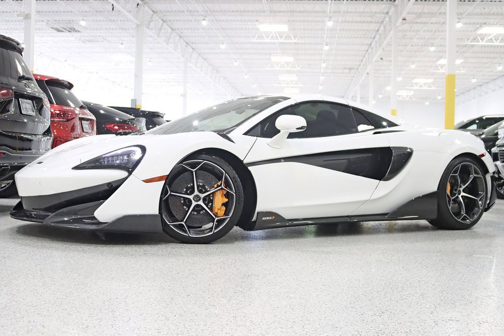 Used 2020 McLaren 600LT Spider RWD image 2