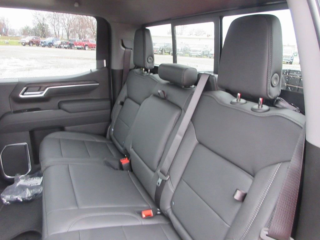 New 2026 GMC Sierra 1500 SLT w/ SLT Premium Plus Package image 14