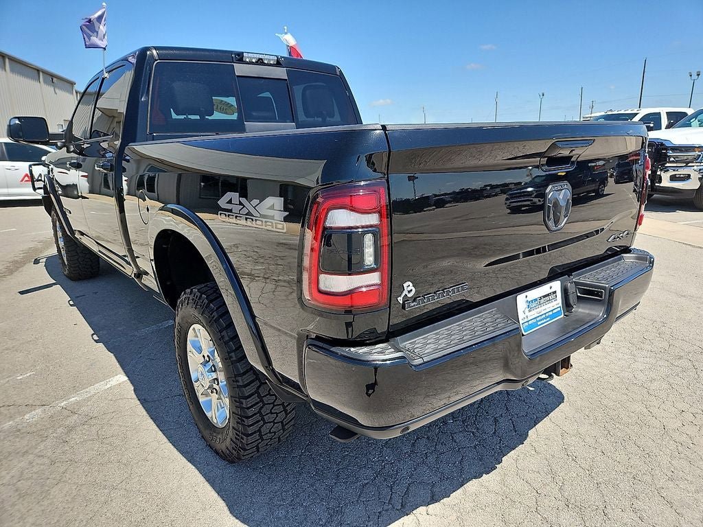 Used 2019 RAM 2500 Laramie w/ Black Appearance Package AWD/4WD image 5