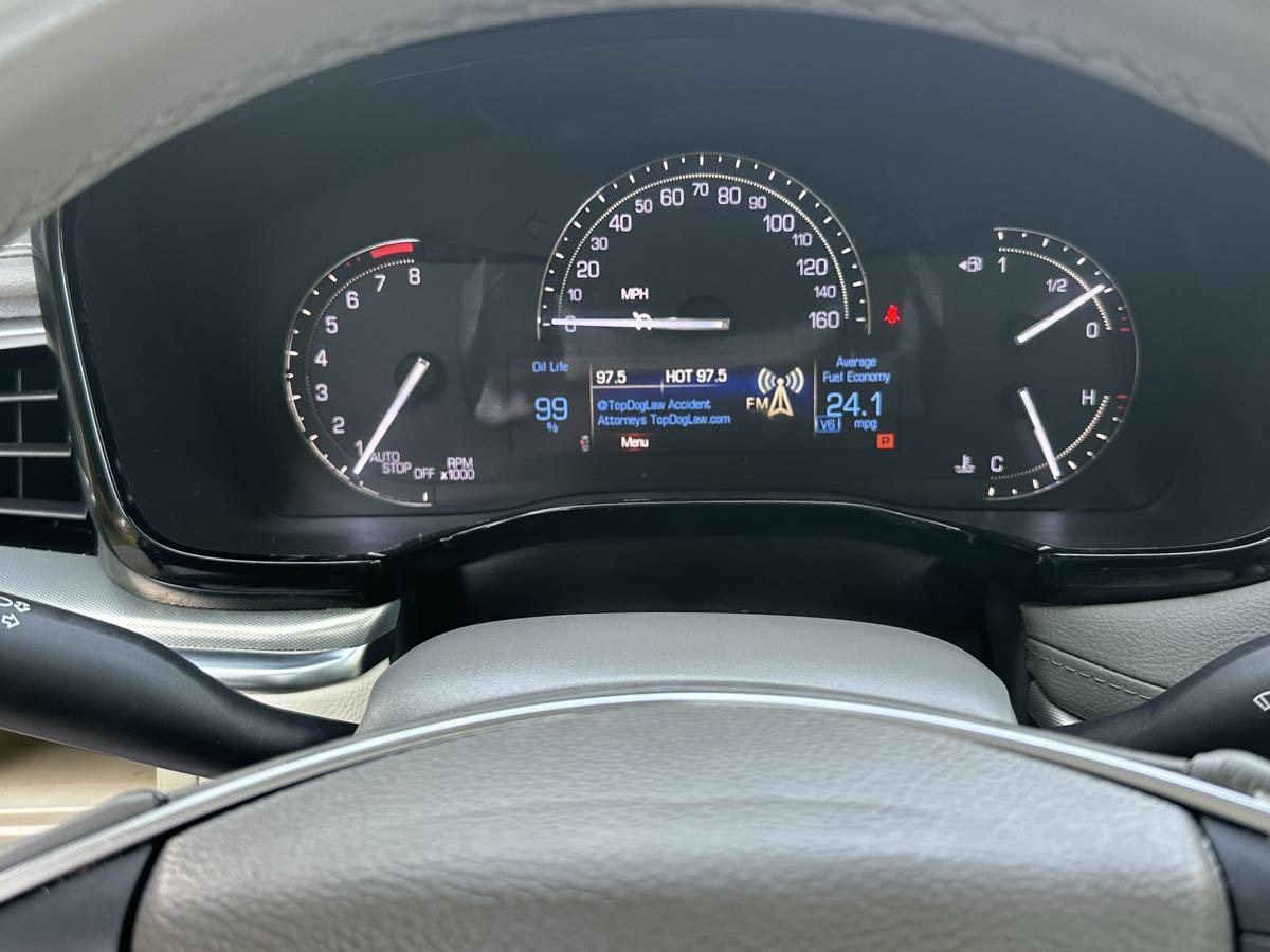 Used 2017 Cadillac XT5 Luxury w/ Driver Awareness Package image 34