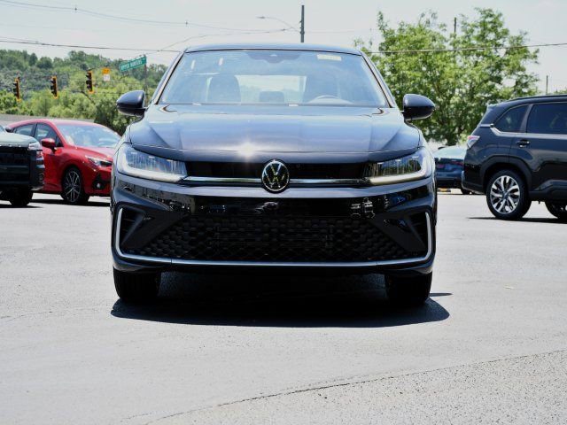 New 2026 Volkswagen Jetta SE FWD image 2