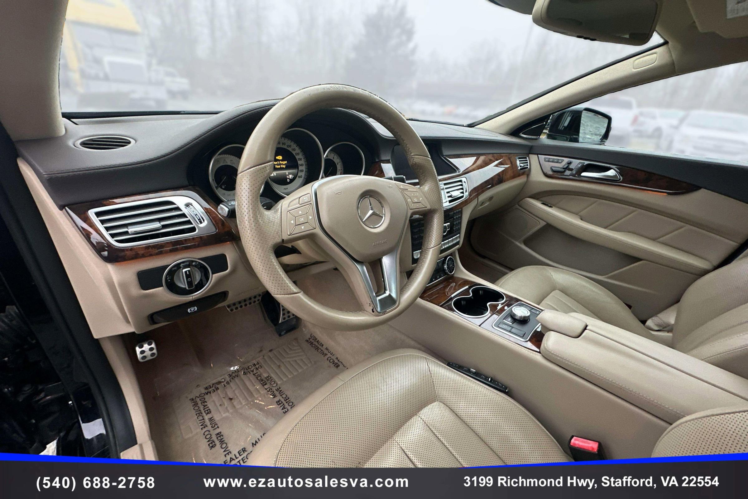 Used 2014 Mercedes-Benz CLS 550 4MATIC w/ Premium 1 Package image 15