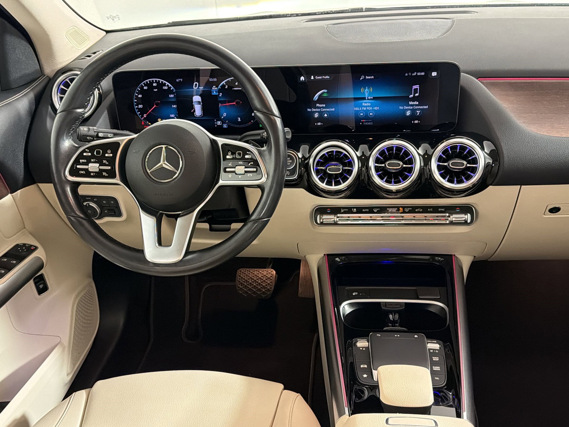 Used 2023 Mercedes-Benz GLA 250 4MATIC image 26