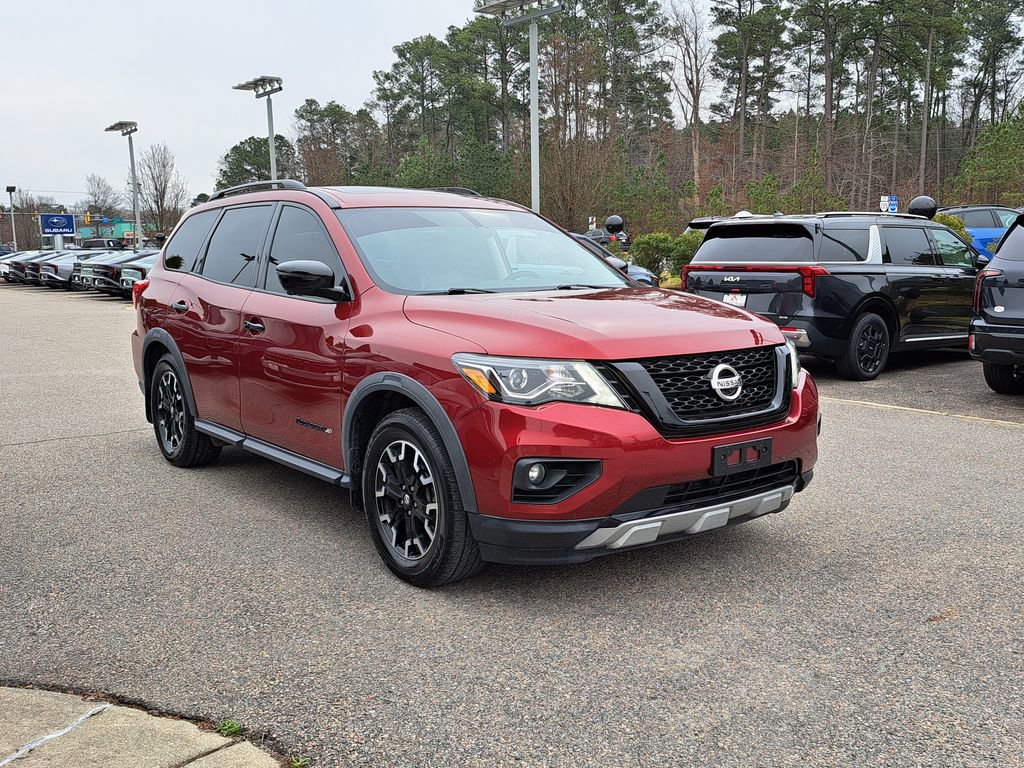 Used 2020 Nissan Pathfinder SL image 4