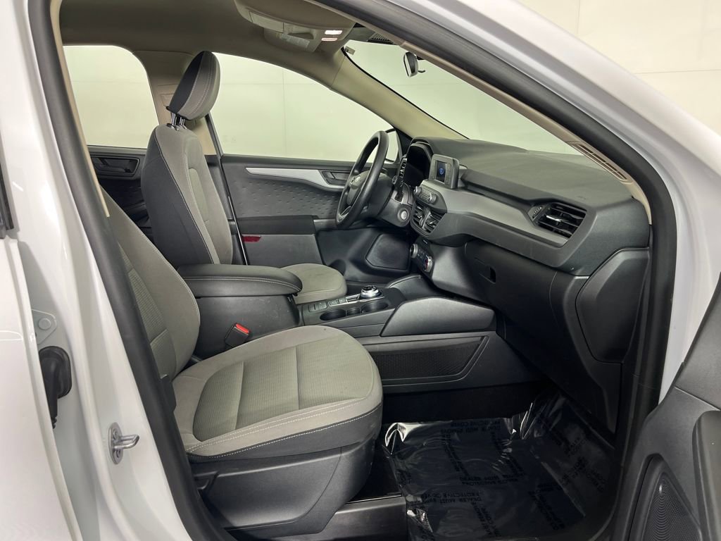 Used 2020 Ford Escape S image 17