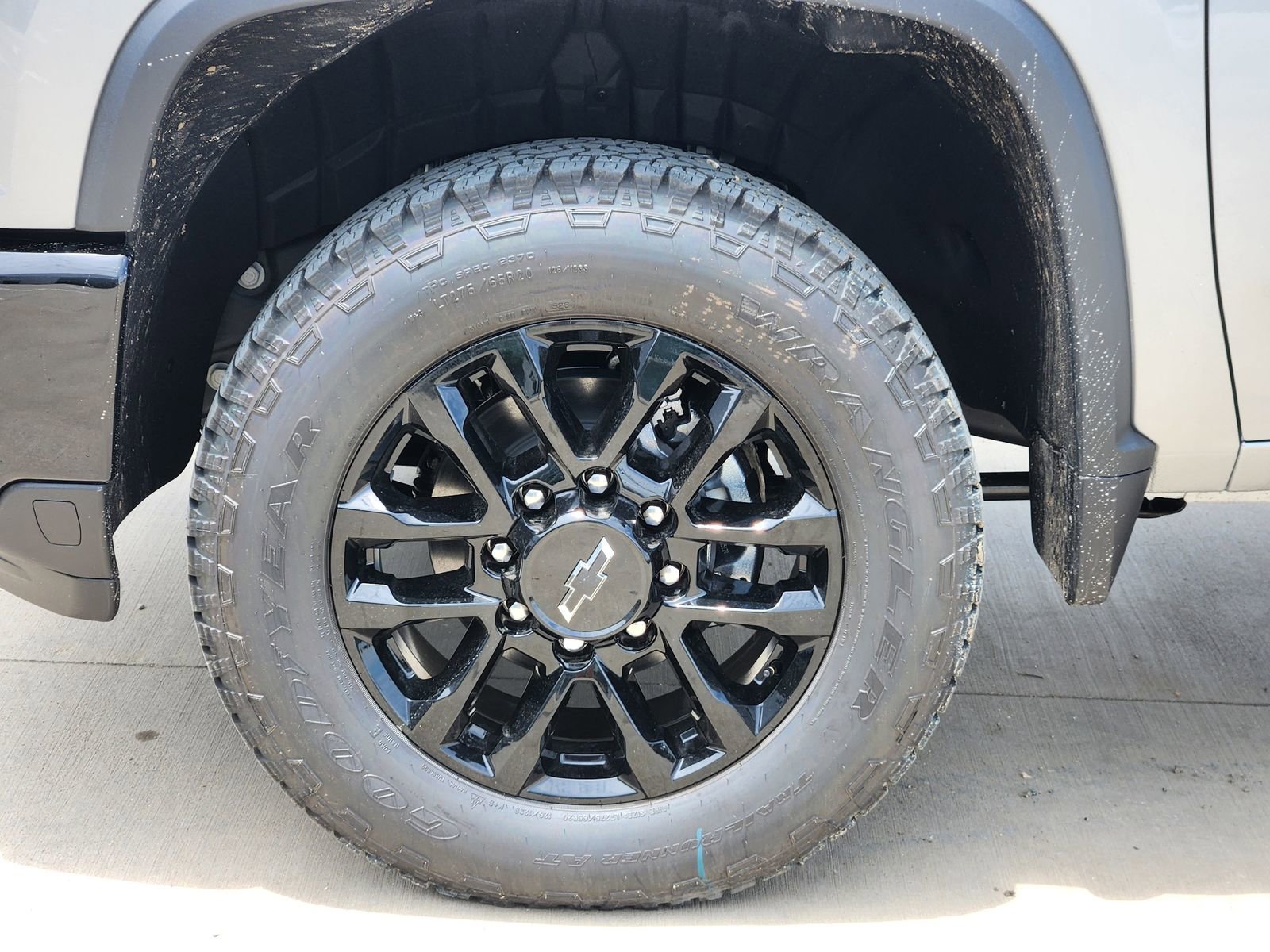 New 2026 Chevrolet Silverado 2500 Custom w/ Custom Value Package AWD/4WD image 11