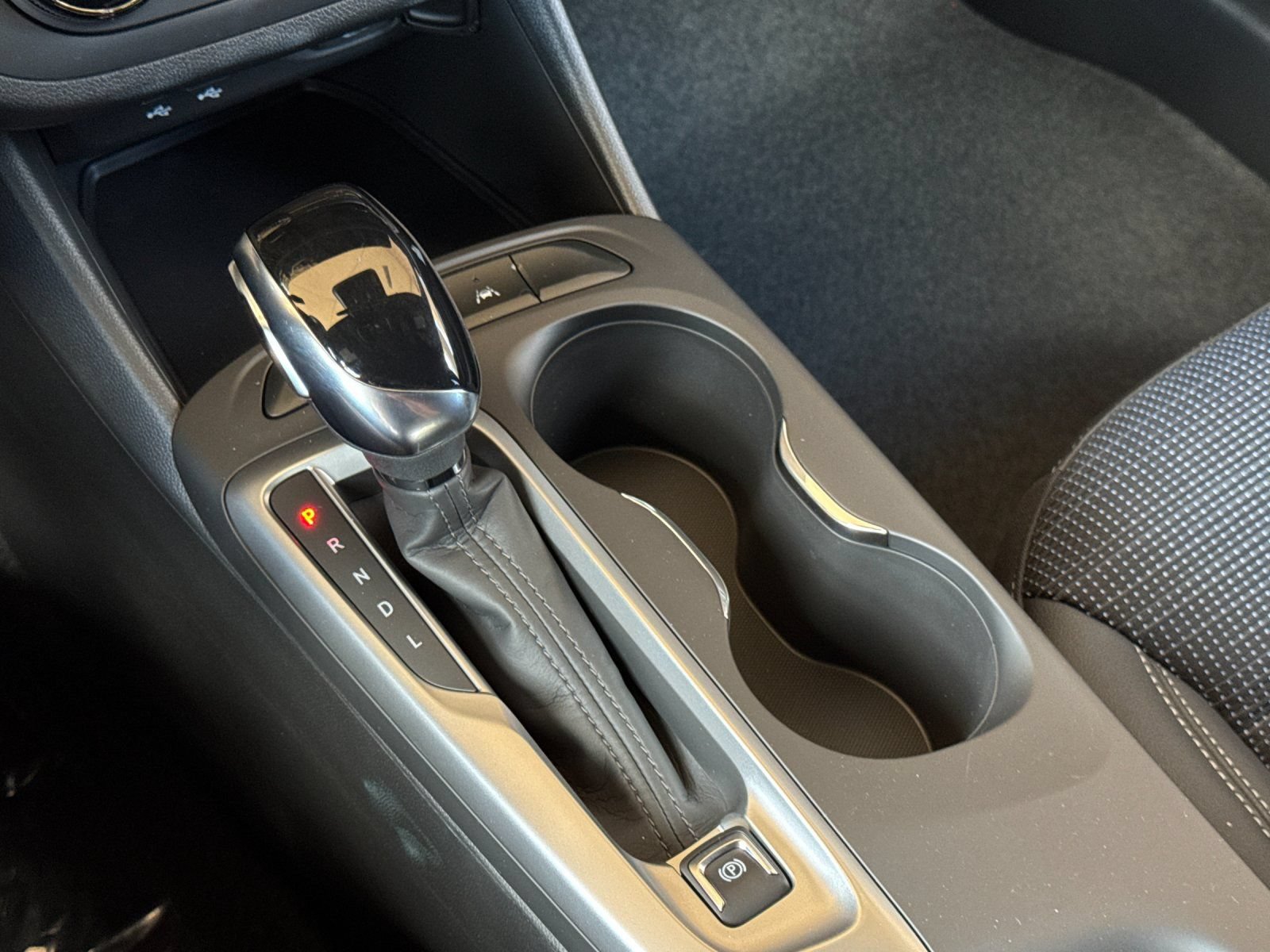 New 2026 Buick Envista Sport Touring FWD image 21