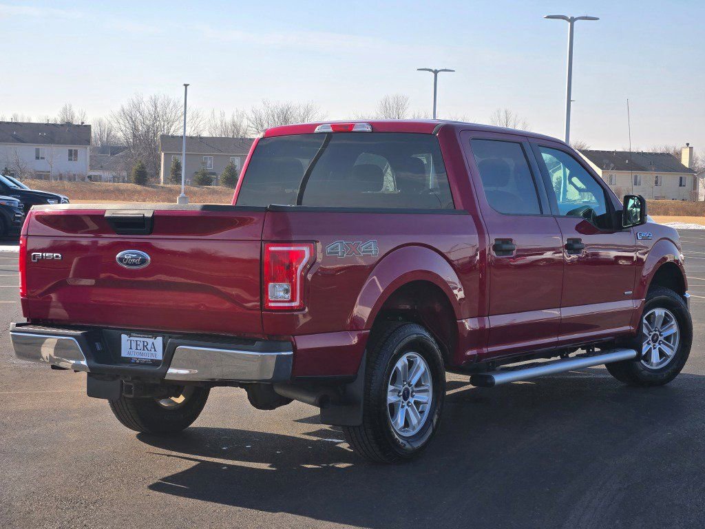 Used 2016 Ford F150 XLT image 11