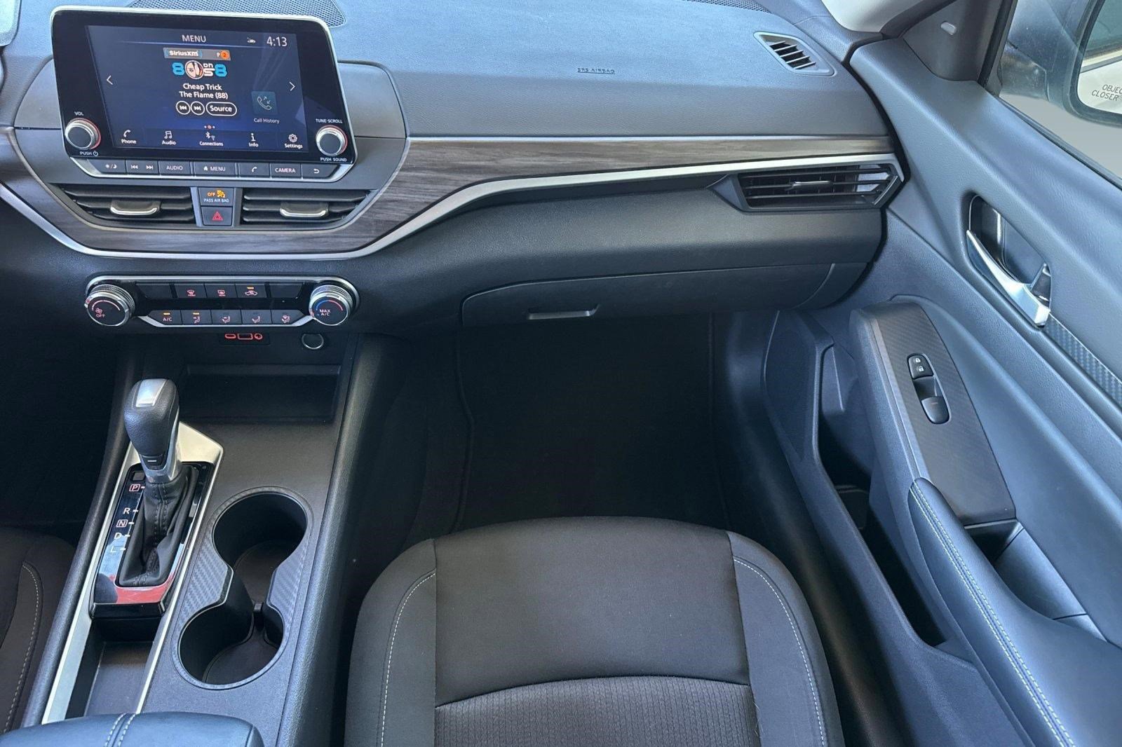 Used 2025 Nissan Altima 2.5 SV image 28