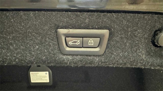 Used 2018 BMW 530i image 34