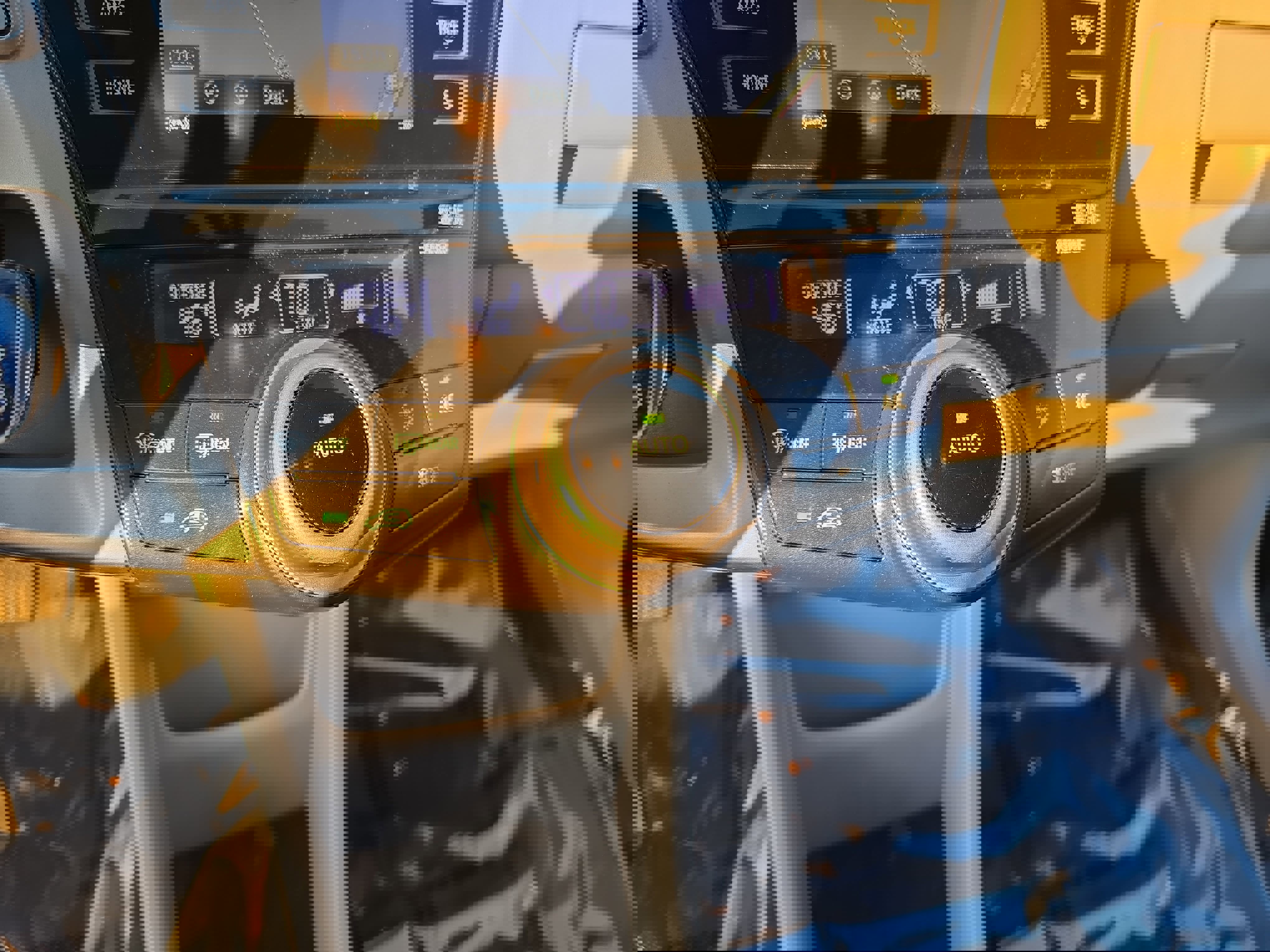 Used 2016 Toyota Prius V Three image 23