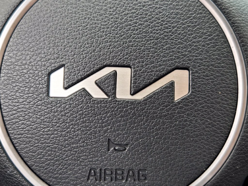 Used 2024 Kia Sportage SX FWD image 28