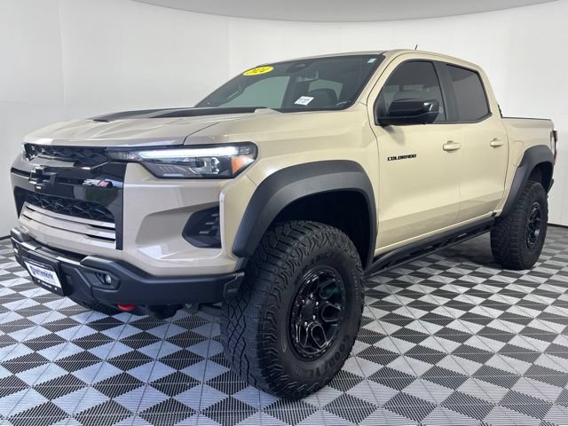 Used 2024 Chevrolet Colorado ZR2 w/ ZR2 Bison Edition AWD/4WD video 2