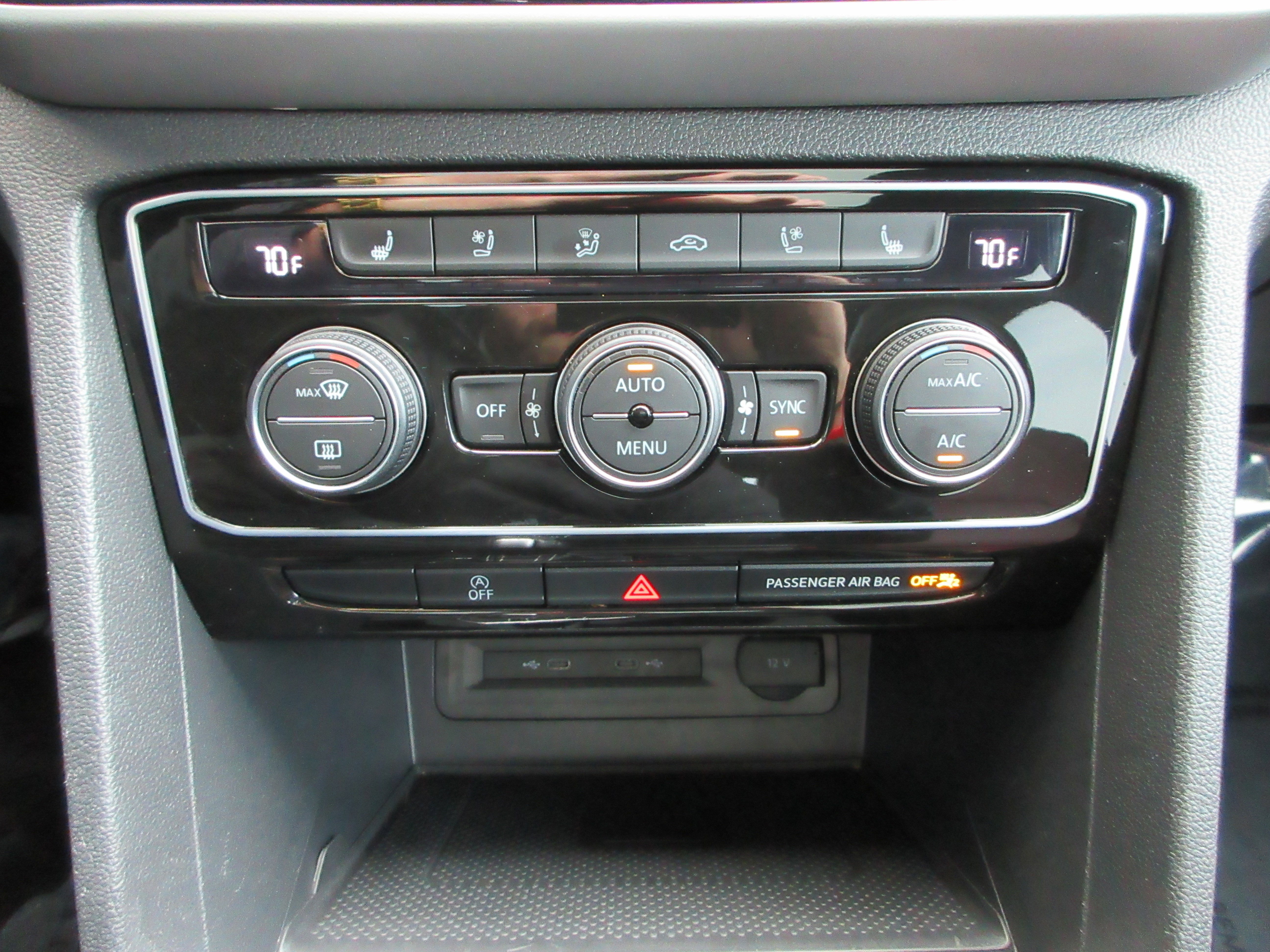 Used 2022 Volkswagen Atlas Cross Sport SEL Premium R-Line image 48