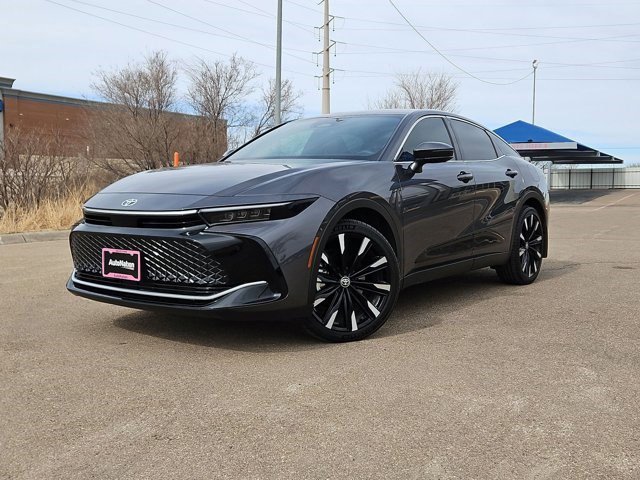 Used 2024 Toyota Crown Platinum