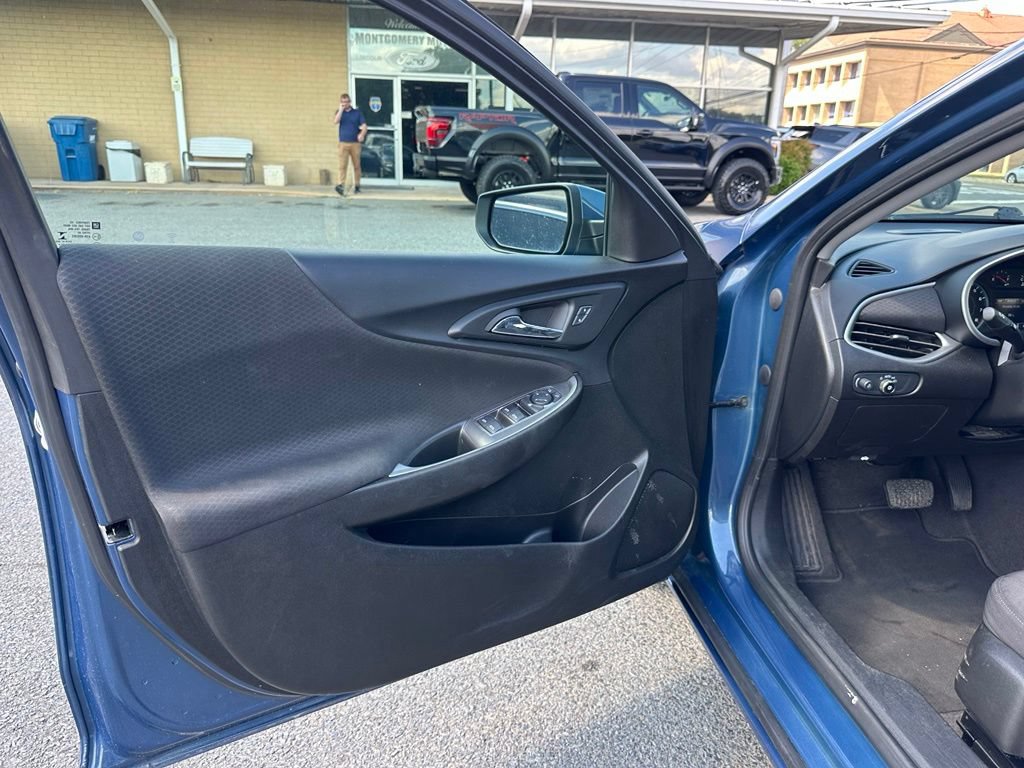 Used 2024 Chevrolet Malibu LS FWD image 11