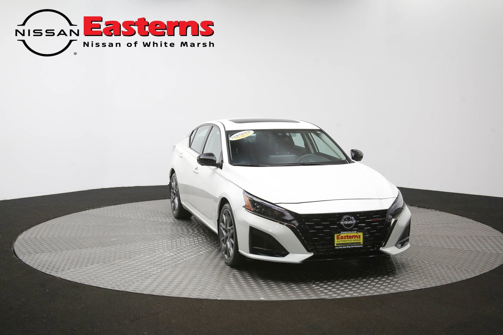 Used 2024 Nissan Altima 2.0 SR FWD image 49