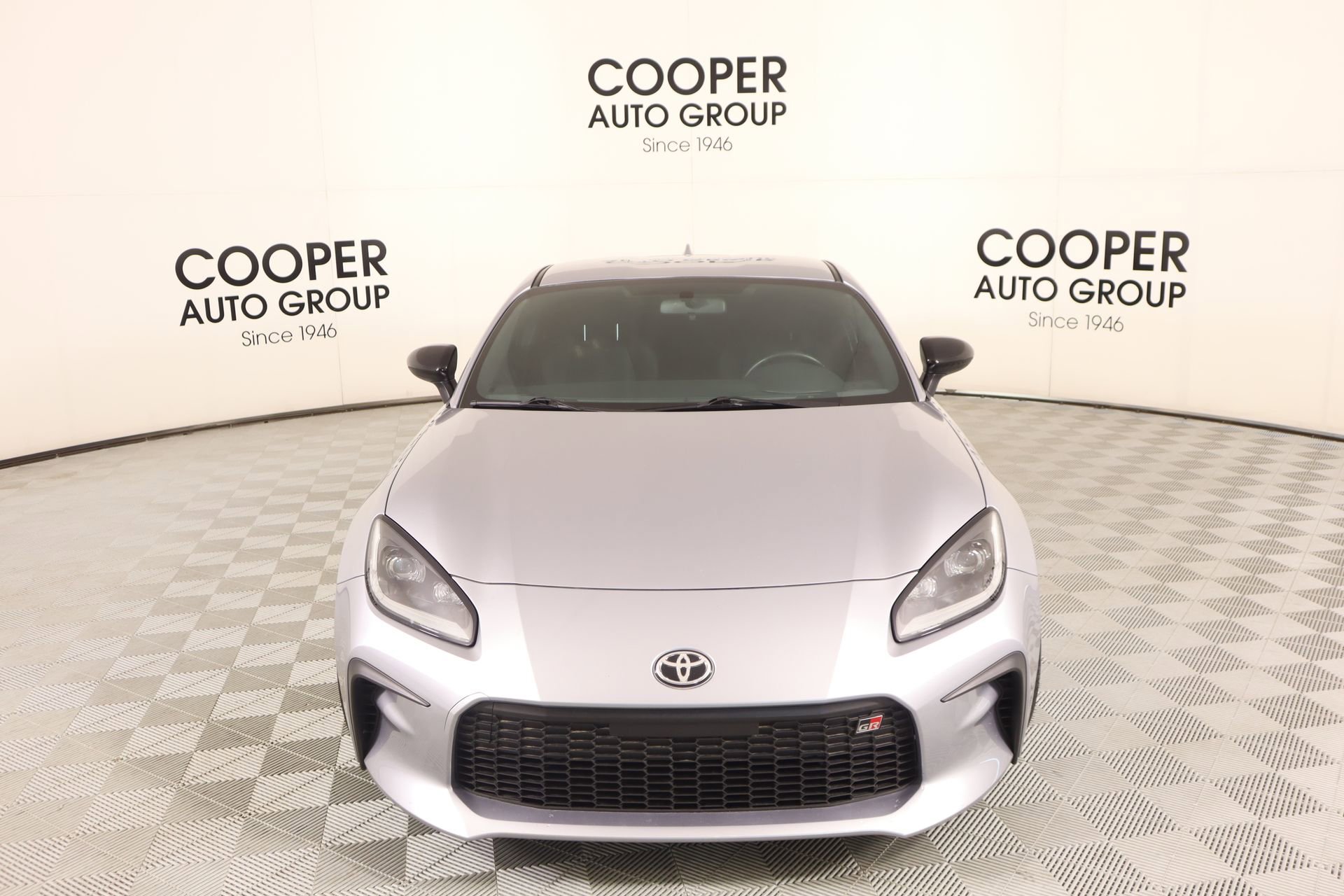 Used 2023 Toyota GR86 w/ ALL Weather Mat Package (TMS) image 9