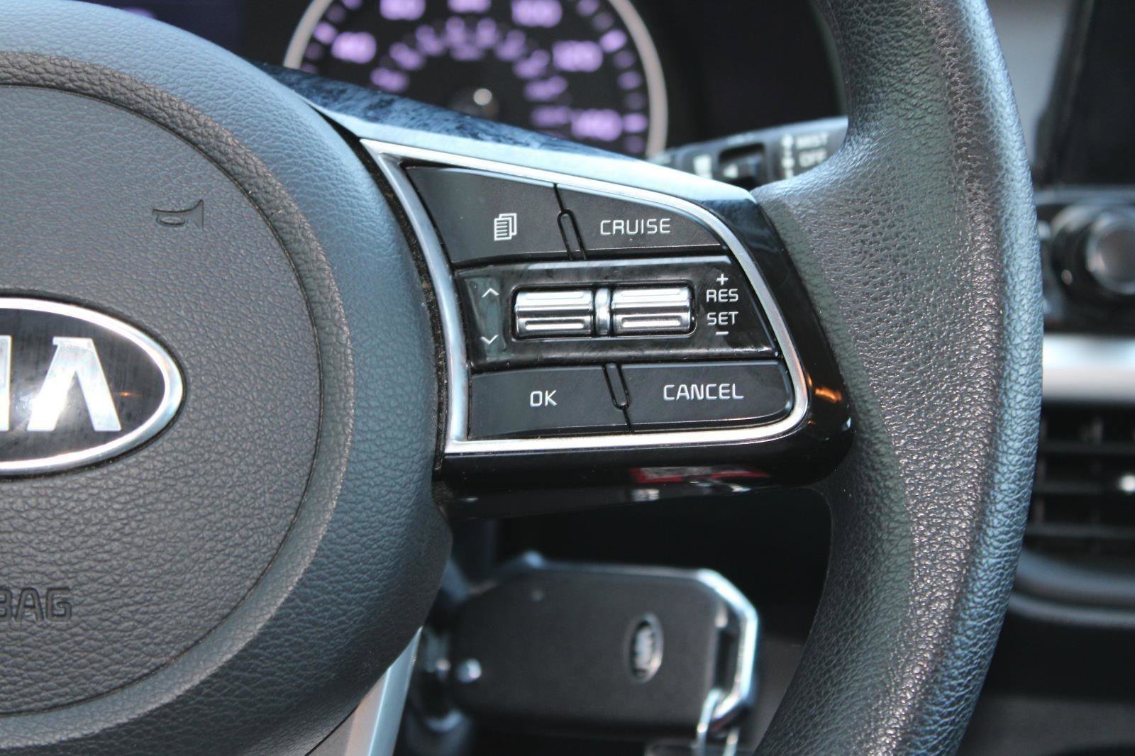 Used 2020 Kia Forte LXS FWD image 28