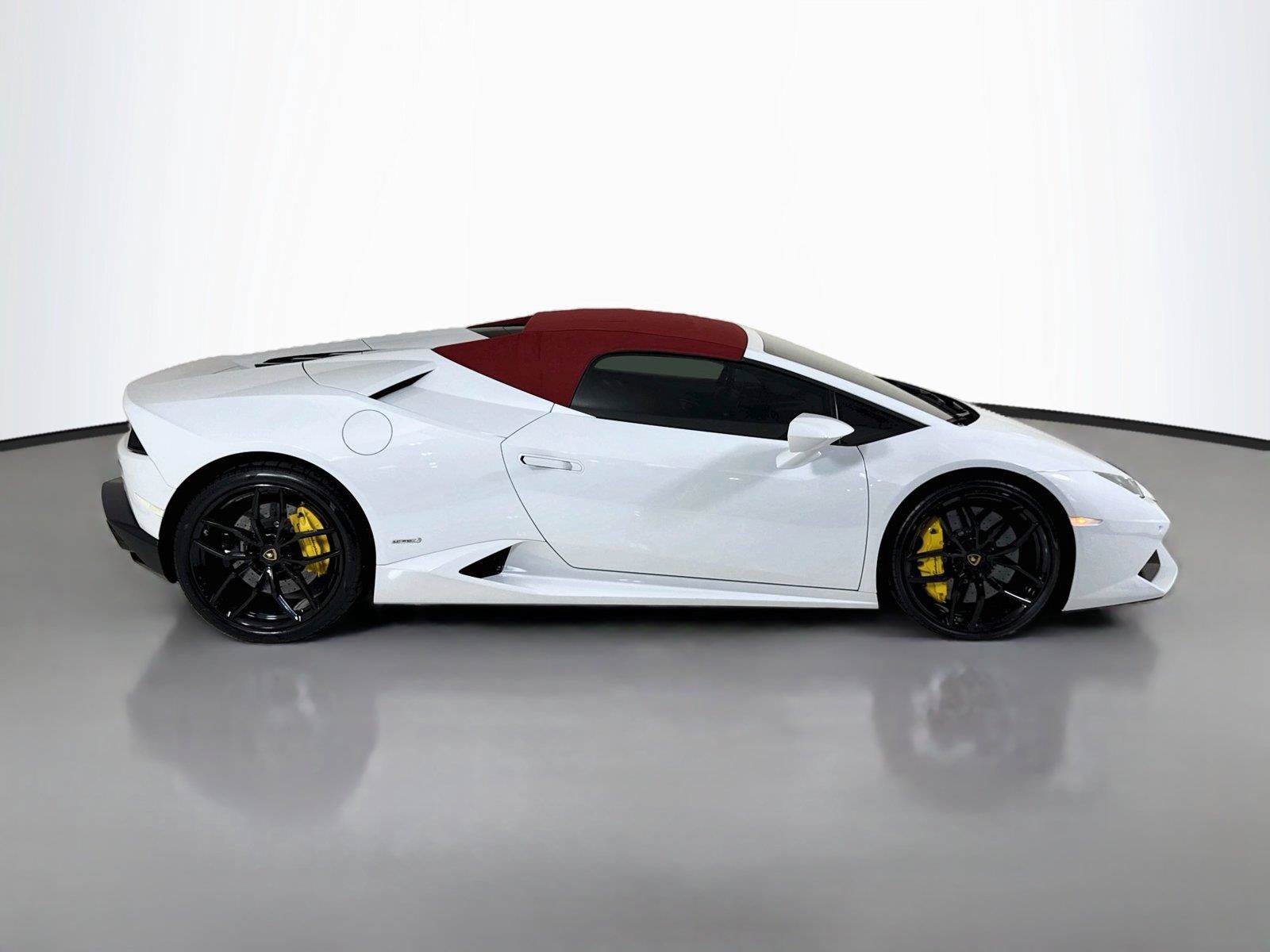 Used 2016 Lamborghini Huracan LP 610-4 AWD/4WD image 39
