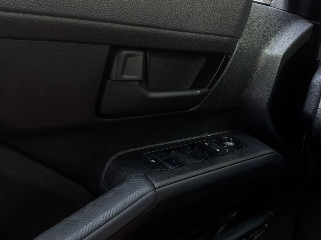 Used 2025 Toyota 4Runner SR5 RWD image 20