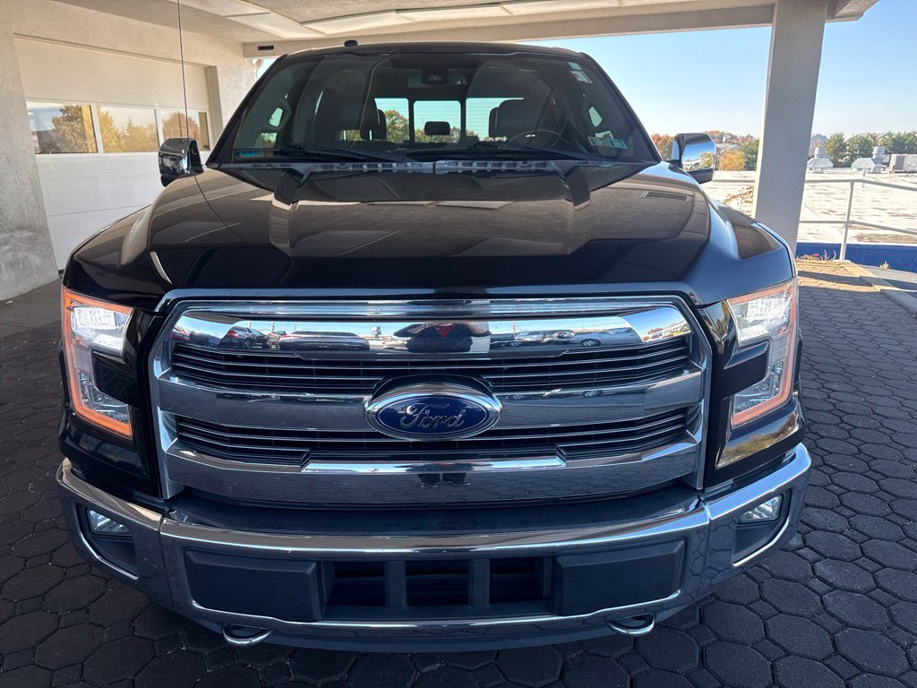 Used 2016 Ford F150 Lariat w/ Equipment Group 502A Luxury AWD/4WD image 2