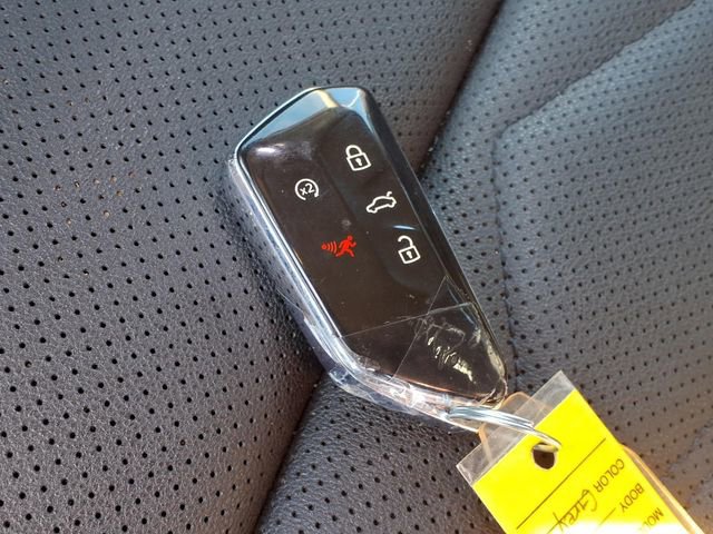 Used 2024 Volkswagen Atlas SE image 14