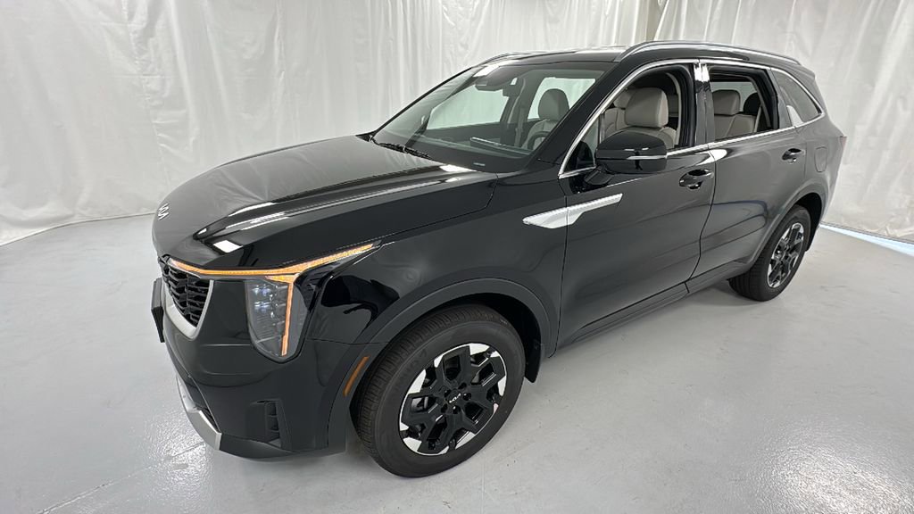 New 2025 Kia Sorento S image 7