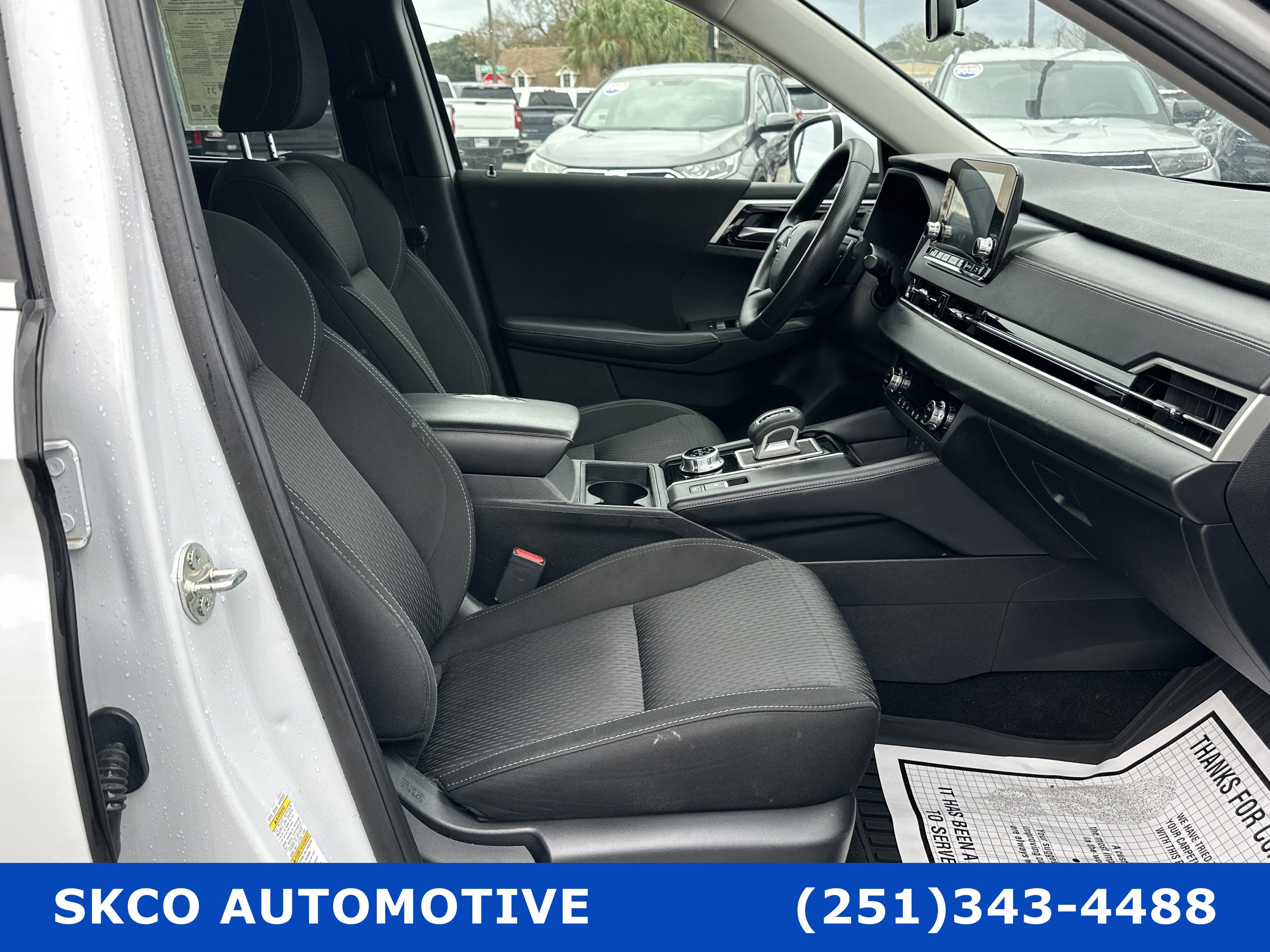 Used 2023 Mitsubishi Outlander ES FWD image 13