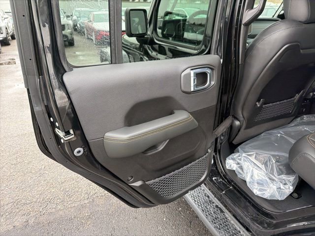 New 2026 Jeep Wrangler Sahara w/ Technology Group image 14