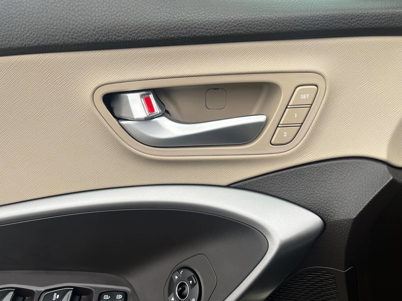 Used 2019 Hyundai Santa Fe XL image 26