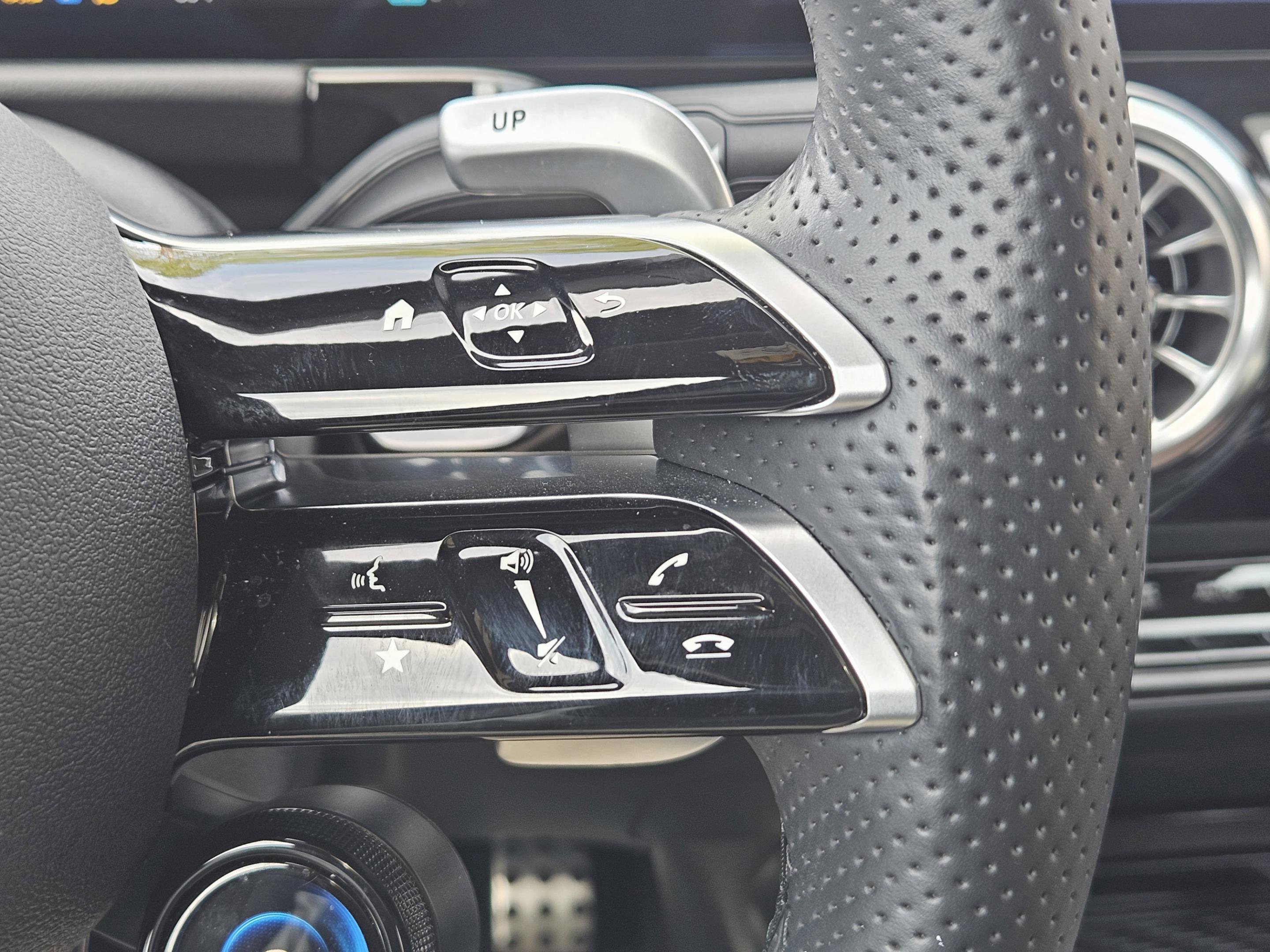 Certified 2024 Mercedes-Benz GLA 35 AMG 4MATIC image 29