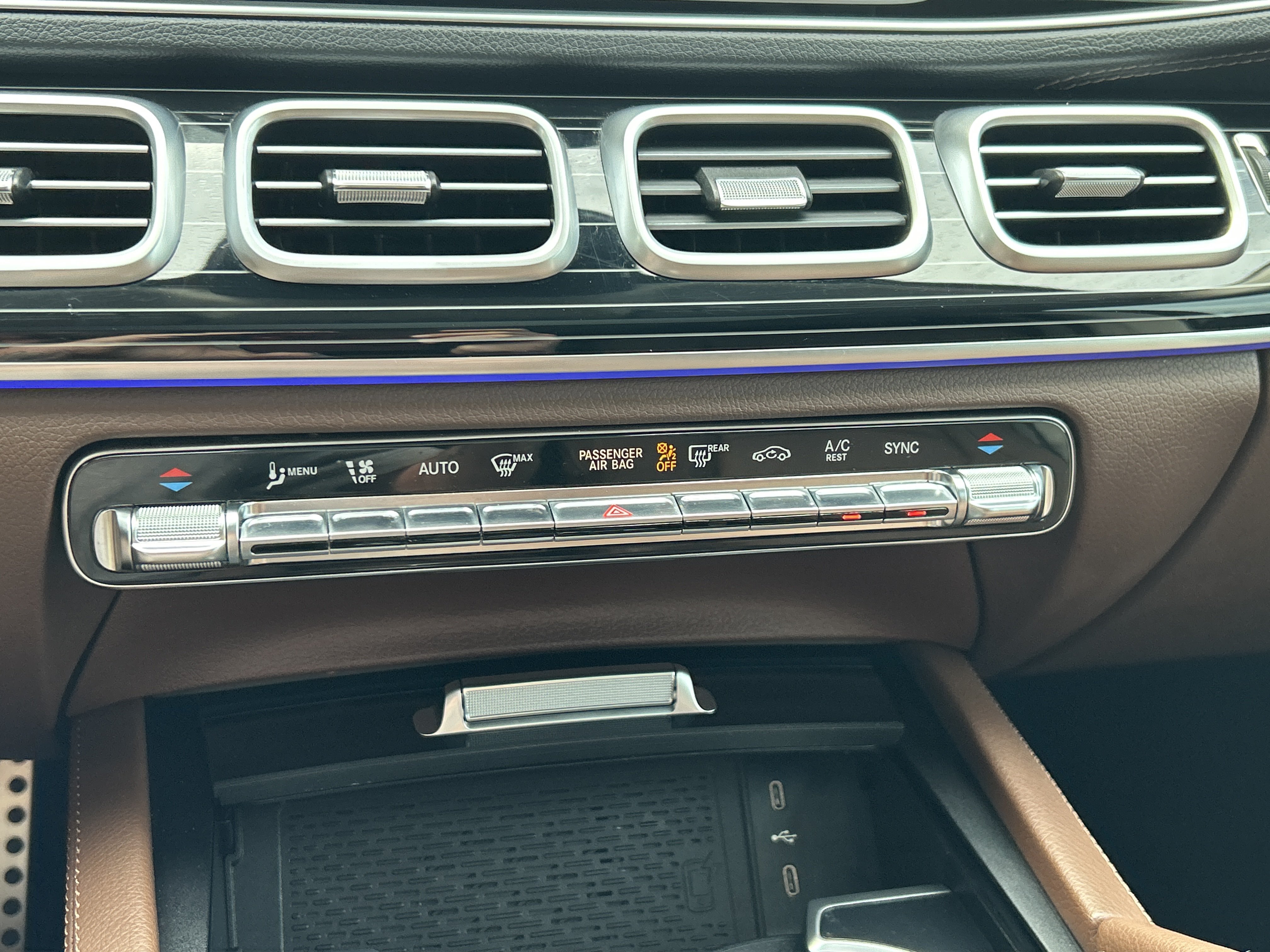 Certified 2024 Mercedes-Benz GLS 450 4MATIC image 35