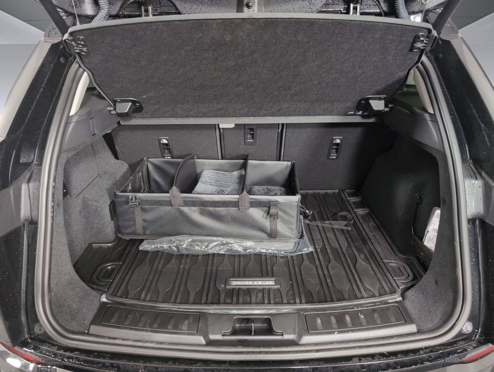 Certified 2025 Land Rover Range Rover Evoque S image 26