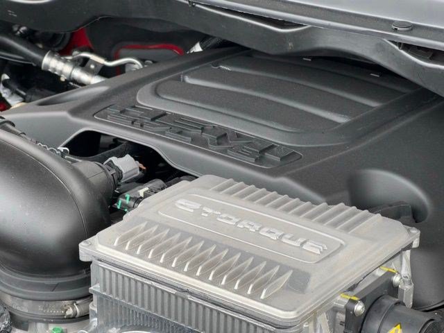 New 2026 RAM 1500 Laramie w/ Sport Appearance Package AWD/4WD image 43