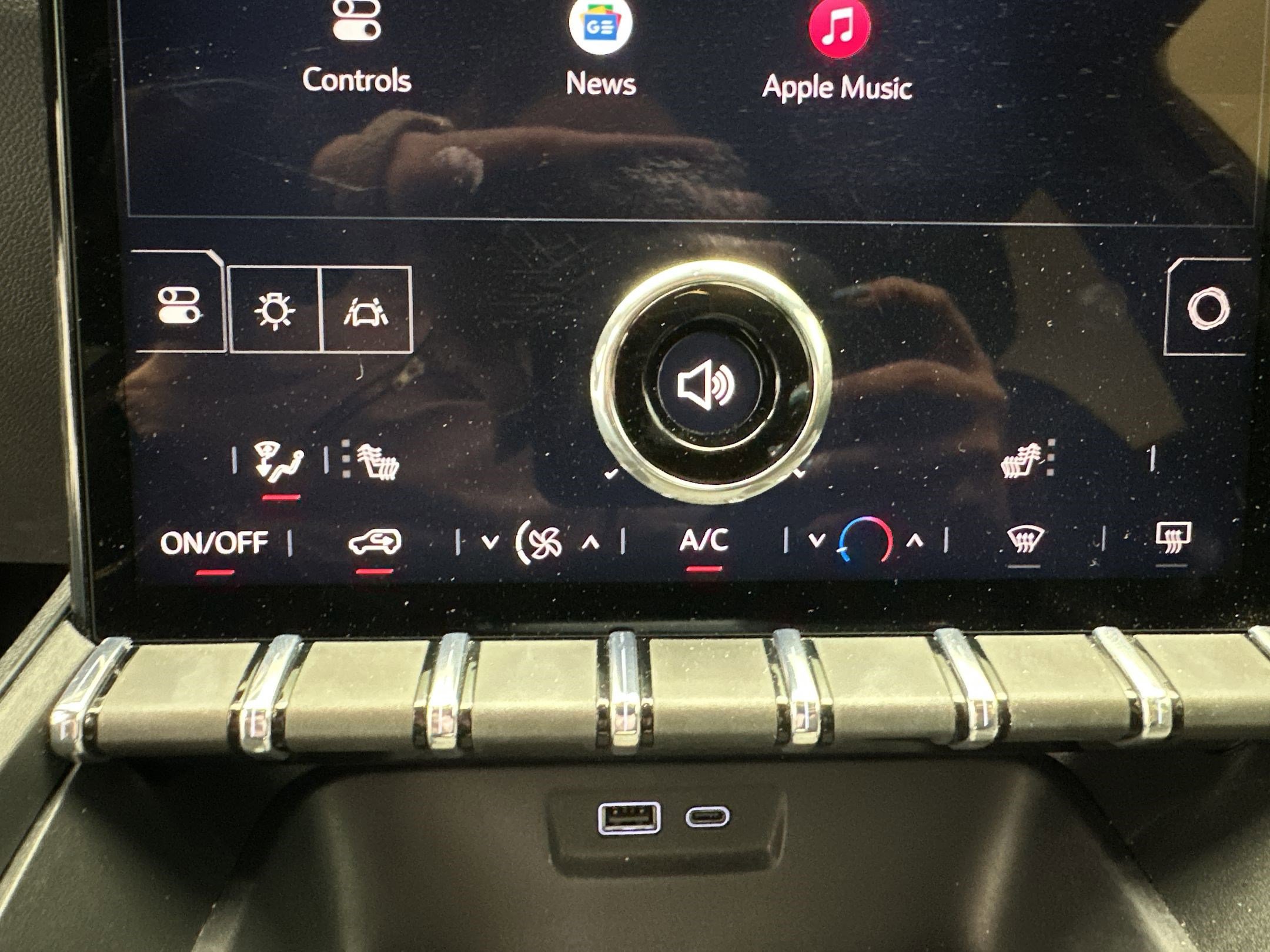 Certified 2026 GMC Terrain Elevation w/ LPO, Floor Liner Package image 17