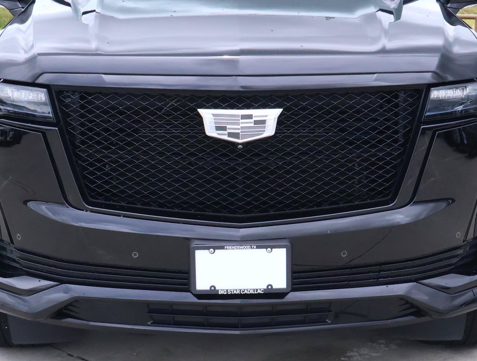 Used 2023 Cadillac Escalade Sport Platinum w/ LPO, ONYX Package AWD/4WD image 8