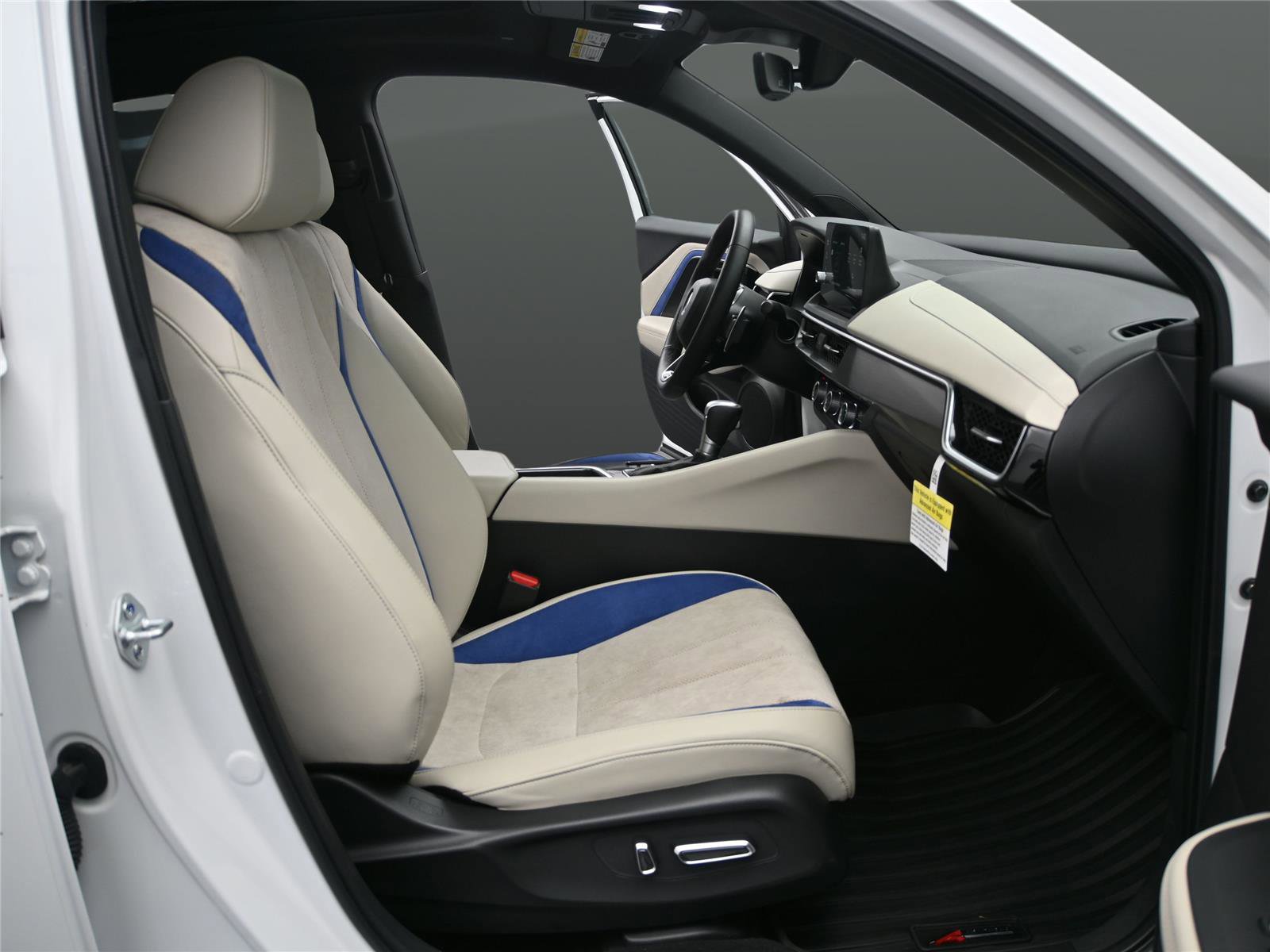 Certified 2025 Acura ADX A-Spec AWD/4WD image 16