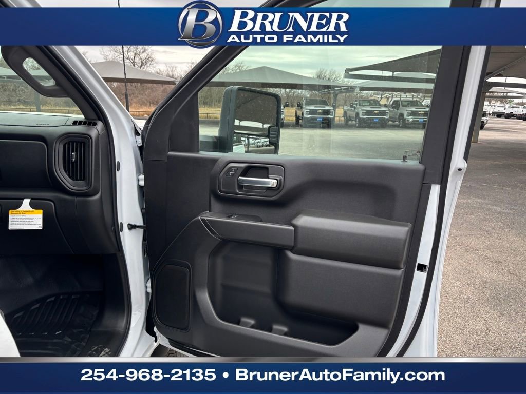 New 2026 GMC Sierra 2500 Pro w/ Convenience Package image 15