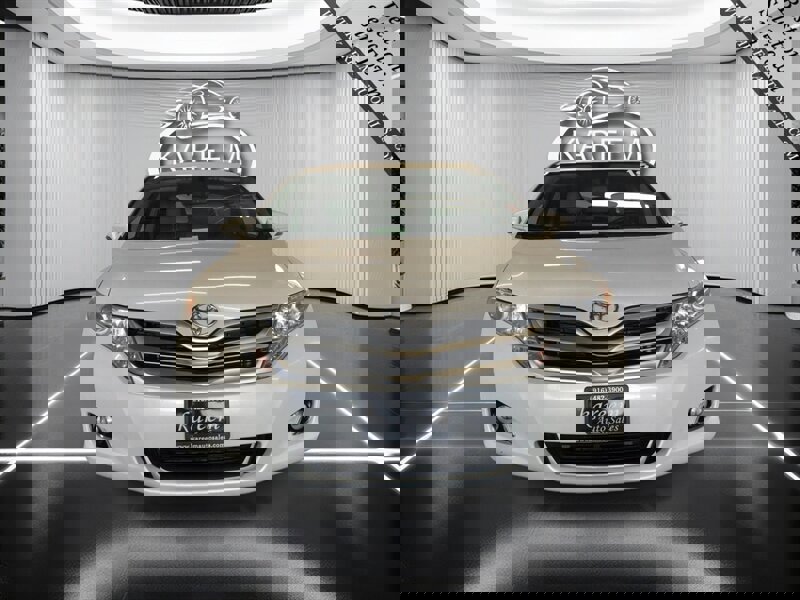 Used 2015 Toyota Venza LE image 2